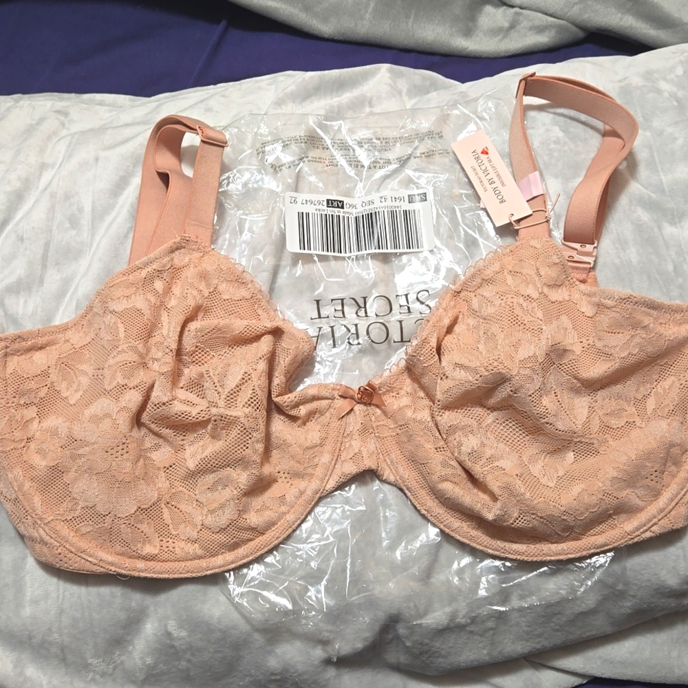 Victoria's Secret Invisible Lift Unlined Demi bra 36G NWT